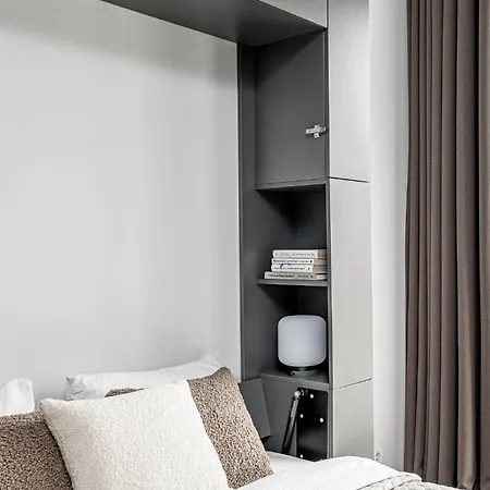 Old-town Renaissance Aparthotel *